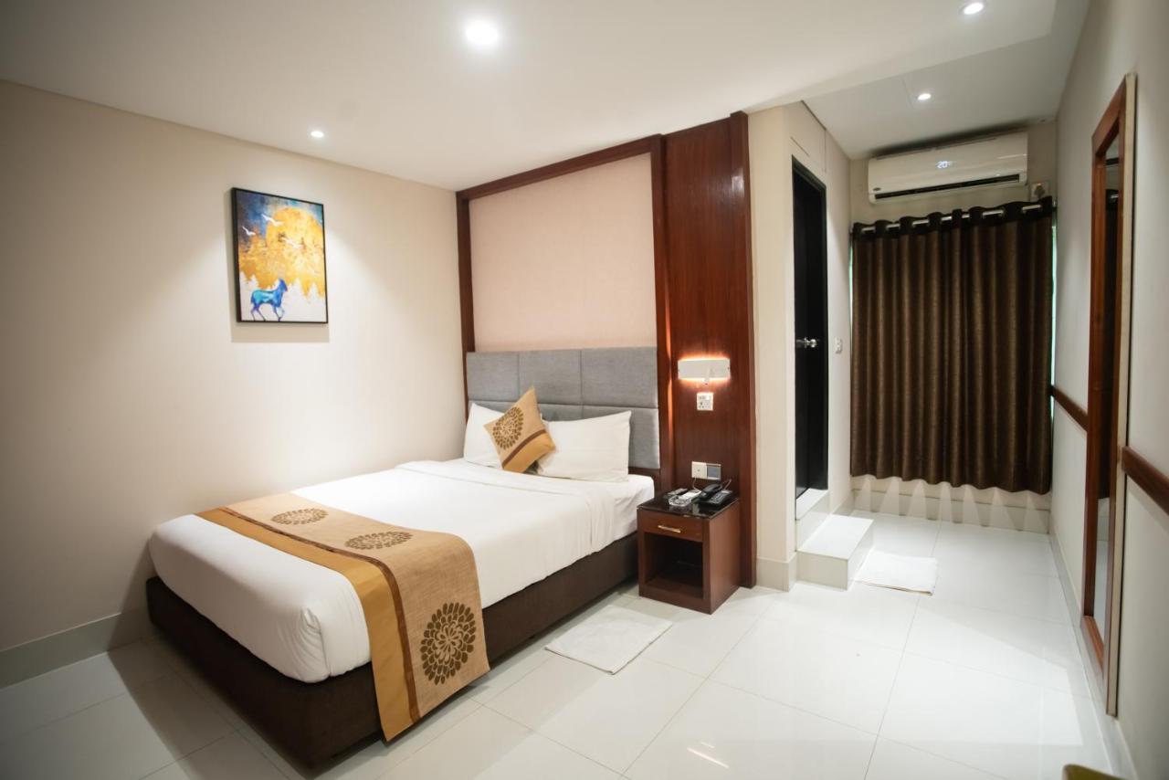 Jatra Hotel Grand Royal Dhaka Exterior foto